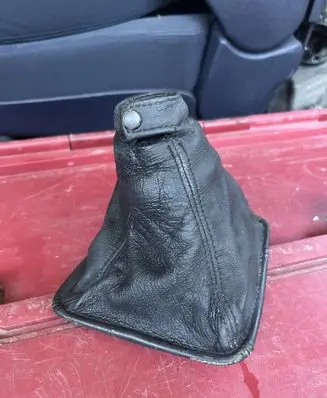 Lexus IS 220D-250-350 Gear lever shifter trim leather/knob 