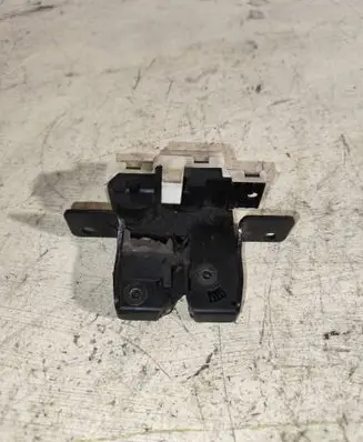 Renault Megane II Tailgate/trunk/boot lock/catch/latch 8200076240