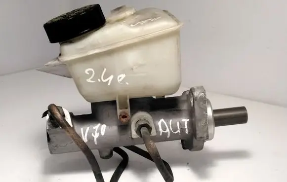 Volvo V70 Master brake cylinder 8646006