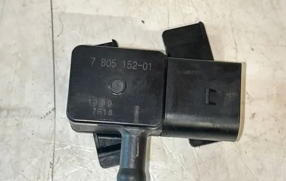 BMW X1 E84 Exhaust gas pressure sensor 7805152