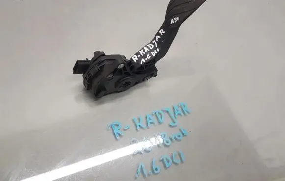 Renault Kadjar Accelerator throttle pedal 180024BA0B