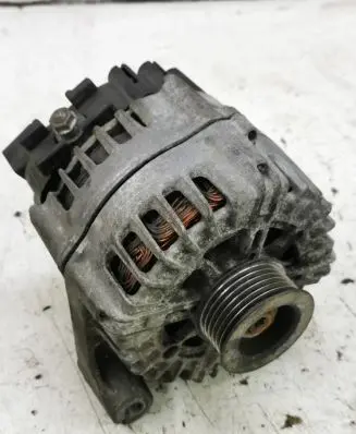 BMW 1 E81 E87 Generator/alternator FG18S019 2543461B 7802261