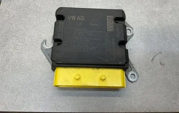 Skoda Superb B8 (3V) Airbag control unit/module 5Q0959655AK
