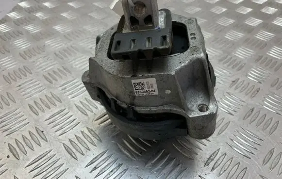 BMW 7 G11 G12 Engine mount bracket 6860492