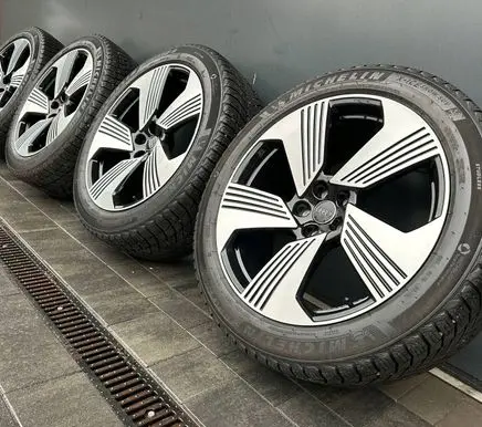 Audi e-tron R21 alloy rim 4KE601025F
