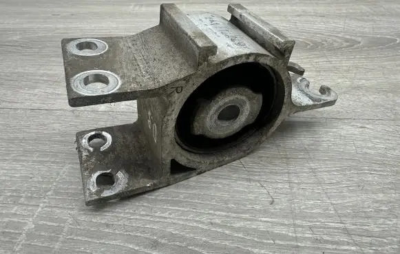Mercedes-Benz A W176 Front wishbone bush A2463330100