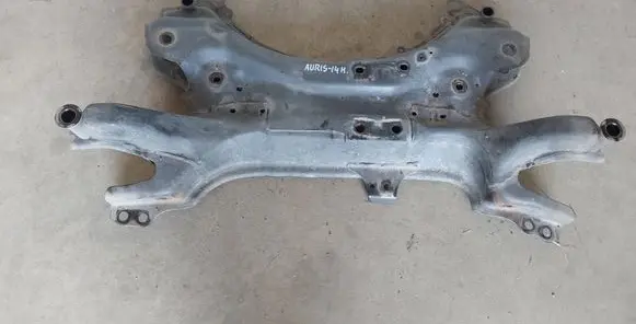Toyota Auris E180 Front subframe 