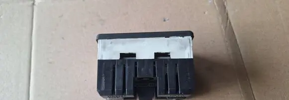 BMW 5 E34 Screen/display/small screen 62131374288