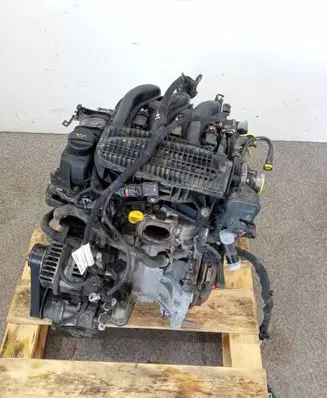 Peugeot 208 Engine