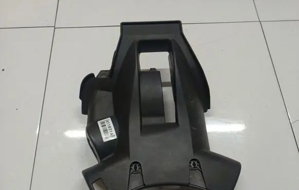 Renault Clio III Steering wheel column trim 8200408030