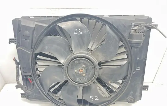 Mercedes-Benz C W204 Electric radiator cooling fan A2045000755