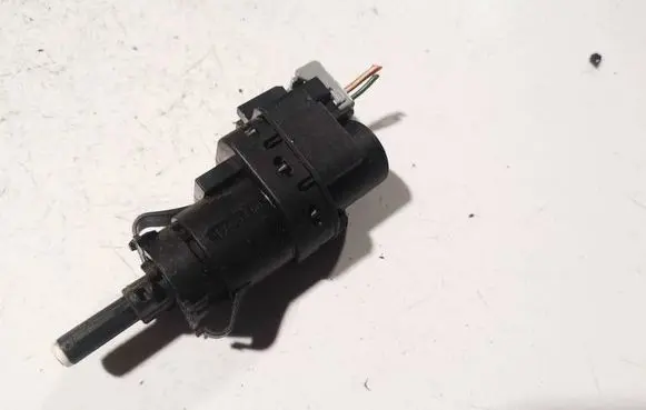 Mazda 2 Brake pedal sensor switch