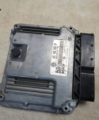 Volkswagen Golf V Engine control unit/module 03C906056DP 0261S02359 1039S16631
