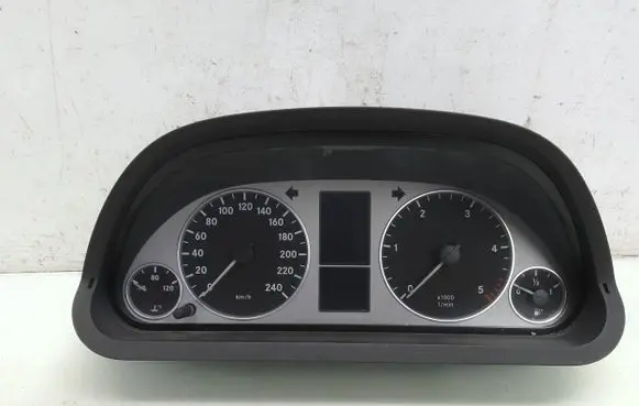 Mercedes-Benz B W245 Speedometer (instrument cluster) A1694400911