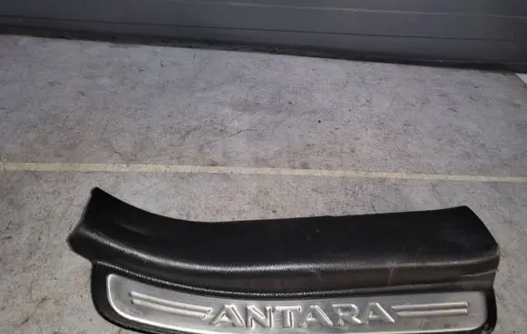 Opel Antara Rear sill trim cover 96630474