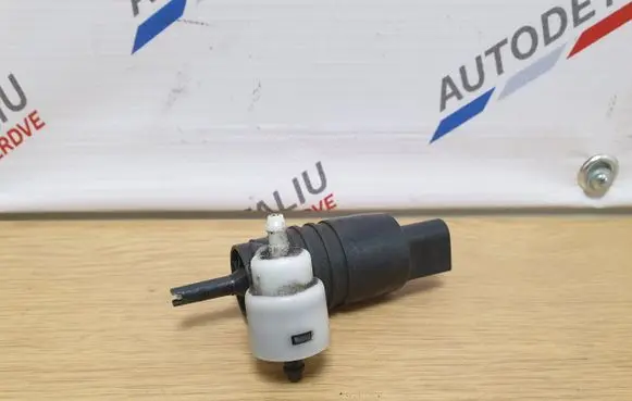 BMW 2 F45 Windscreen/windshield washer pump 7388349 67127388349 TESTED