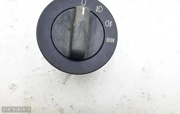 Fog light switch