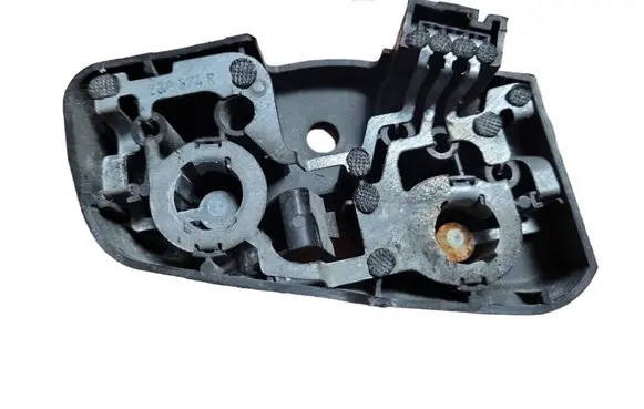 BMW 3 E46 Tail light bulb cover holder 388570R
