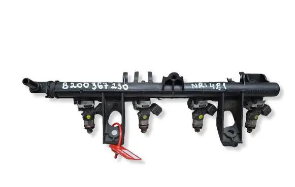 Renault Clio III Fuel injectors set S27635481 0280158201 8200367230