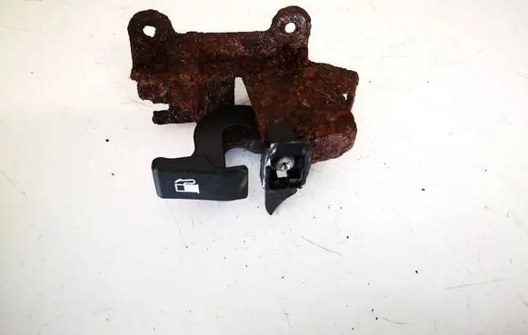 Subaru Legacy Fuel tank opening switch 