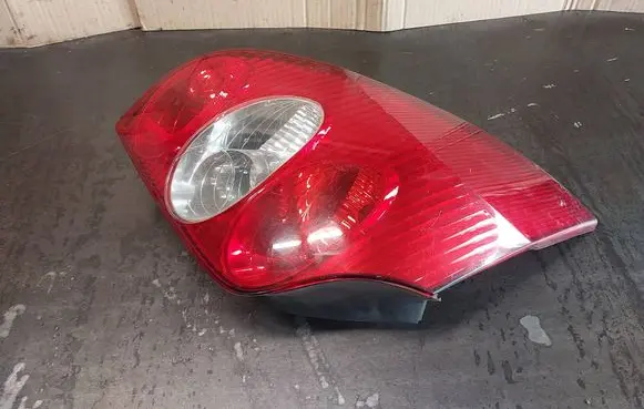 Renault Laguna II Rear/tail lights 8200002471