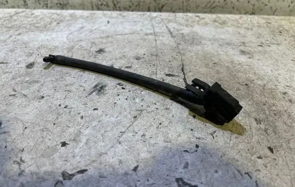 Dodge Challenger Windshield washer spray nozzle 