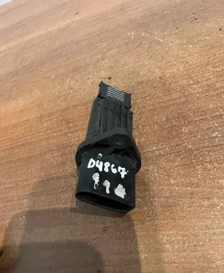 Mercedes-Benz E W211 Mass air flow meter A6110940048 D4867