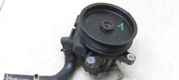 Mercedes-Benz E C207 W207 Power steering pump