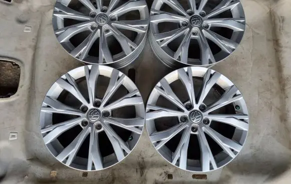 Volkswagen Tiguan Allspace R17 alloy rim 5NG601025