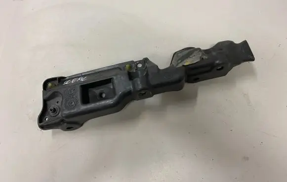 Renault Scenic III - Grand scenic III Fender mounting bracket 631230010R