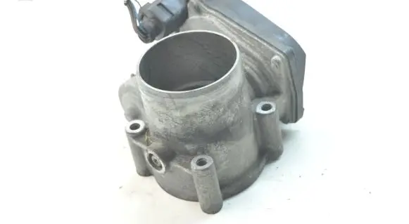 Volkswagen Scirocco Throttle valve 03C133062S