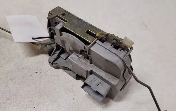 Citroen C5 Front door lock