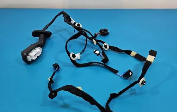 Dacia Duster III Rear door wiring loom 241261909R IMPRK1569607