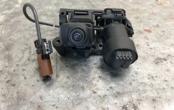 Mercedes-Benz S W222 Front bumper camera A2227500700BILI A2227500700