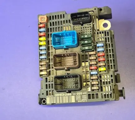 Peugeot 508 Fuse box set 9807428480 5089807428480 0878774086