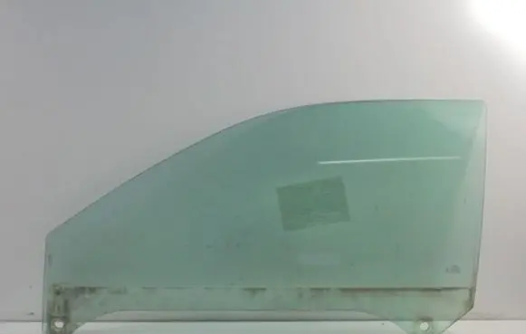 Audi A3 S3 8L Front door window glass four-door 