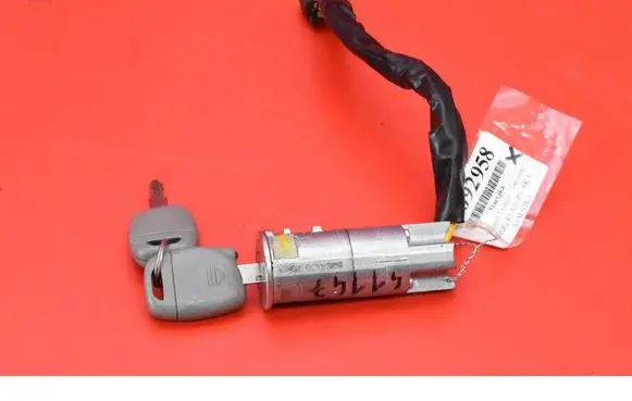 Renault Twingo I Ignition lock 424428