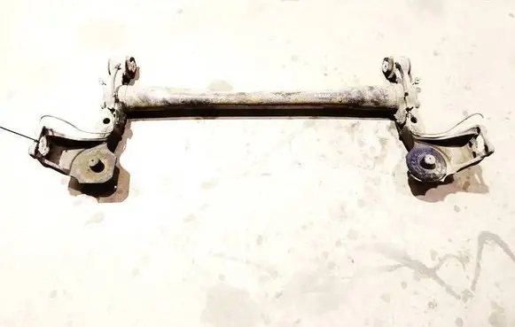 Opel Zafira B Rear subframe 