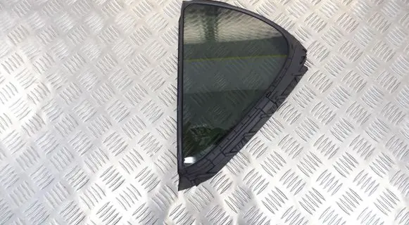 Lexus CT 200H Rear vent window glass 6812476020 6818976010