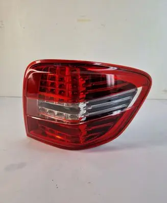 Mercedes-Benz ML W164 Rear/tail lights A1649064700