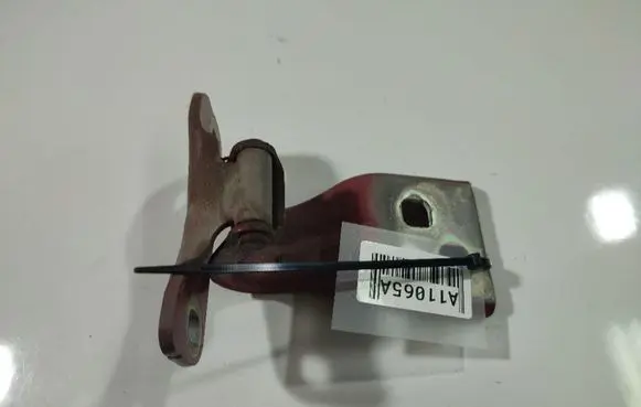 Opel Astra J Rear door lower hinge 