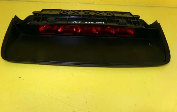 Ford Mondeo Mk III Third/center stoplight 0374D