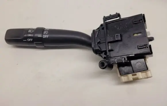 Toyota Avensis T250 Indicator stalk 173650