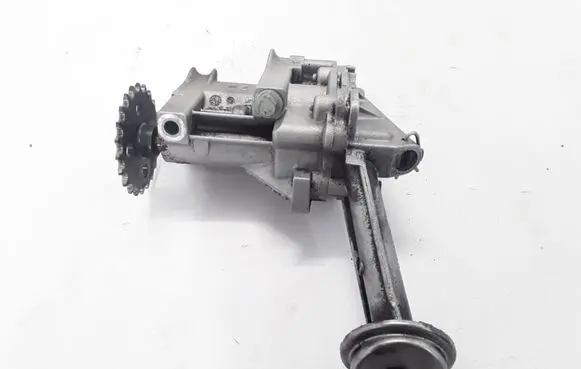 Renault Kangoo II Oil pump 150108334R