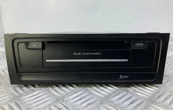 Audi A5 Sportback 8TA Radio/CD/DVD/GPS head unit 8T2035666H 8K2959674F 8K2959673