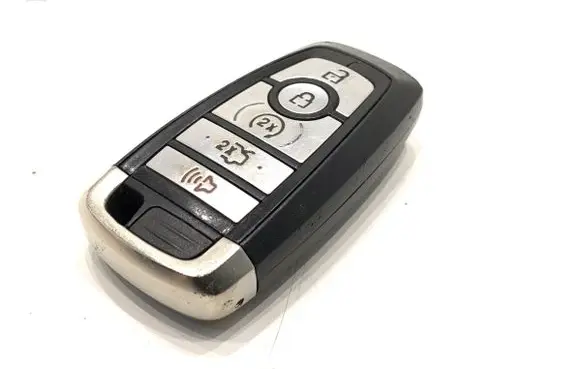 Ford Mustang VI Ignition key/card