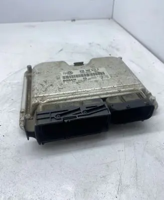 Volkswagen Golf IV Engine control unit/module 0281001979 038906012M 28SA4240
