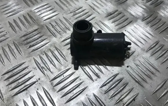 Mazda 626 Windscreen/windshield washer pump 8603102140 860310-2140