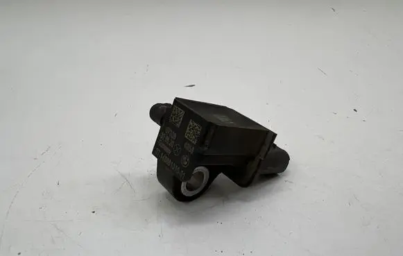 BMW 3 G20 G21 Acceleration sensor 6861319