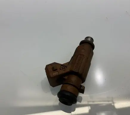 Fuel injector